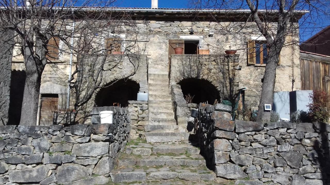 Chambre D'Hote Maison De Caractere Calacuccia Luaran gambar